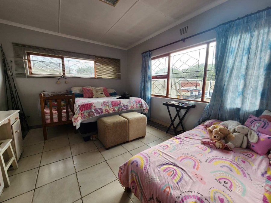 4 Bedroom Property for Sale in Hartenbos Central Western Cape